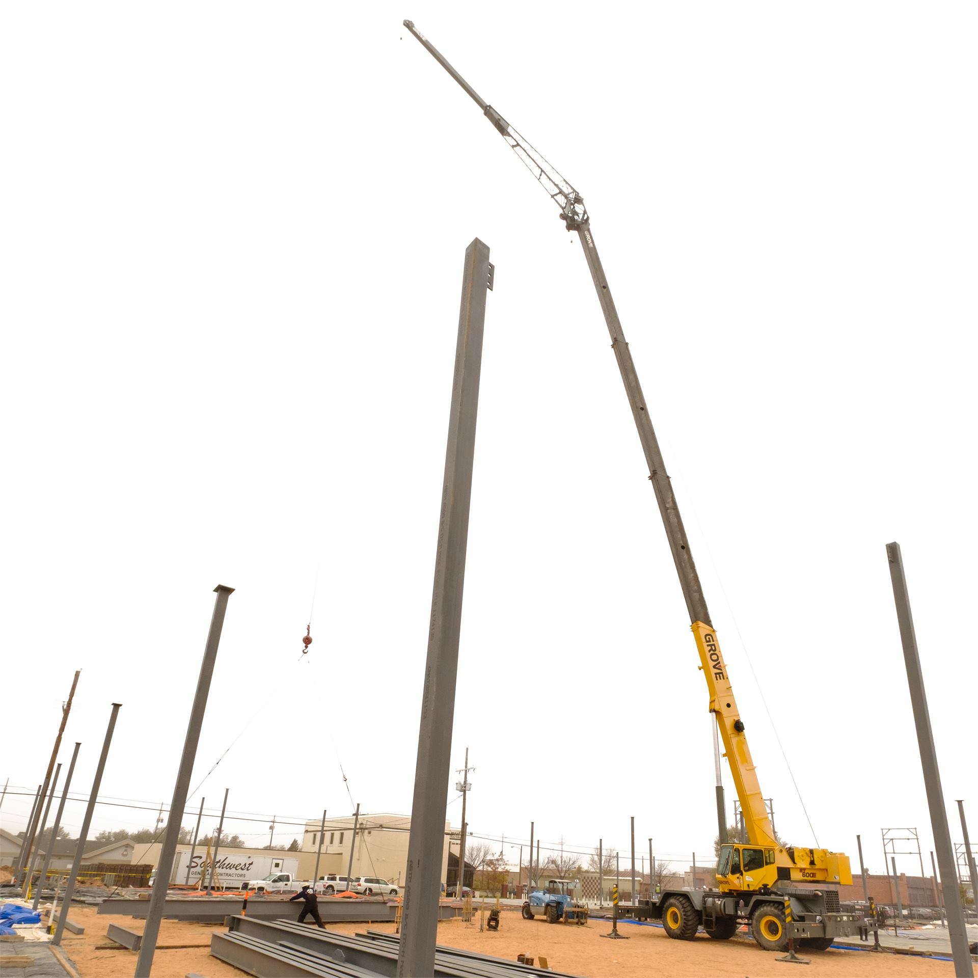 Crane setting steel columns